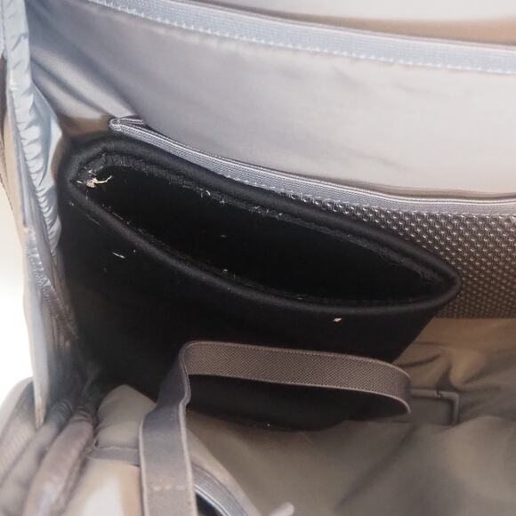 Dagne Dover Berlin Travel Brief Case in Ash 16" Laptop Bag Messenger Like New - Picture 11 of 16